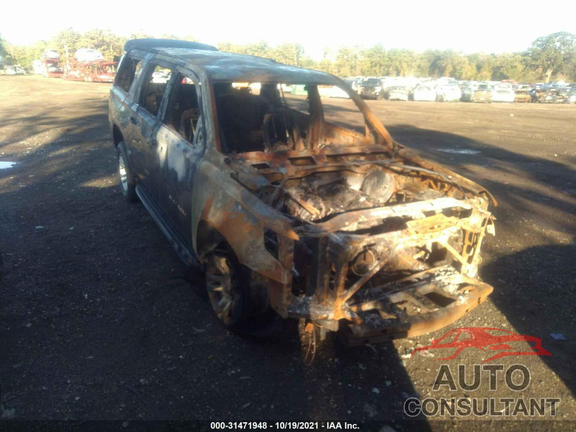 CHEVROLET SUBURBAN 2018 - 1GNSKHKC1JR160949