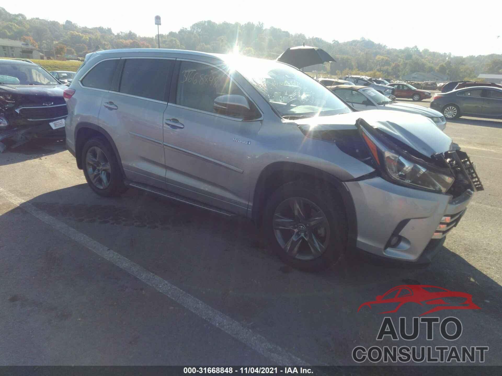 TOYOTA HIGHLANDER 2017 - 5TDDGRFH9HS030508