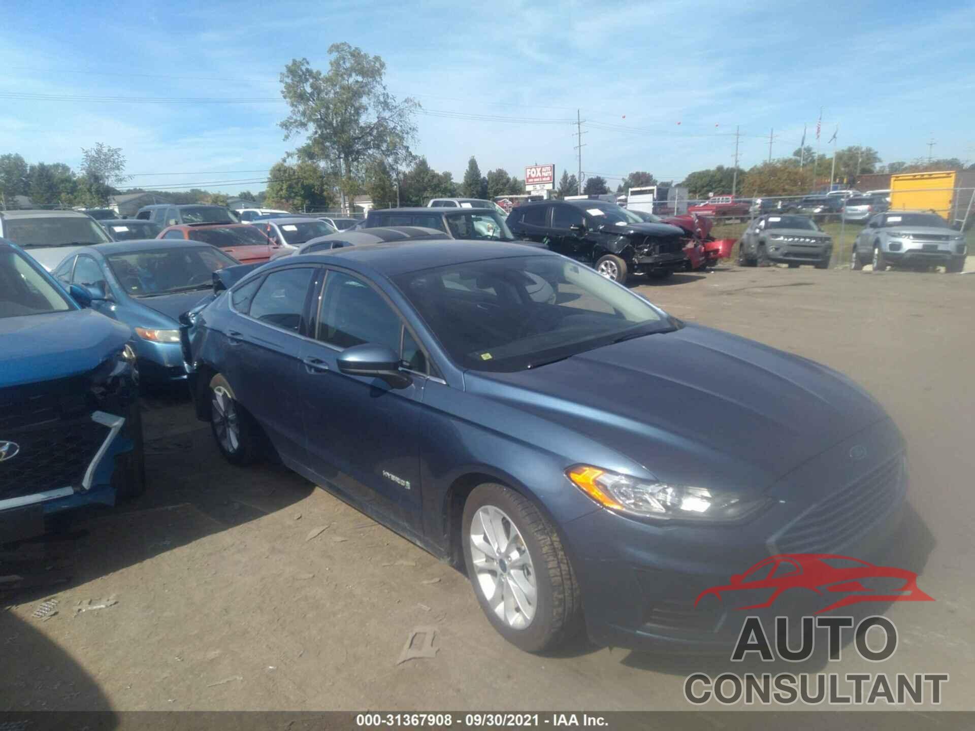 FORD FUSION HYBRID 2019 - 3FA6P0LU3KR166865