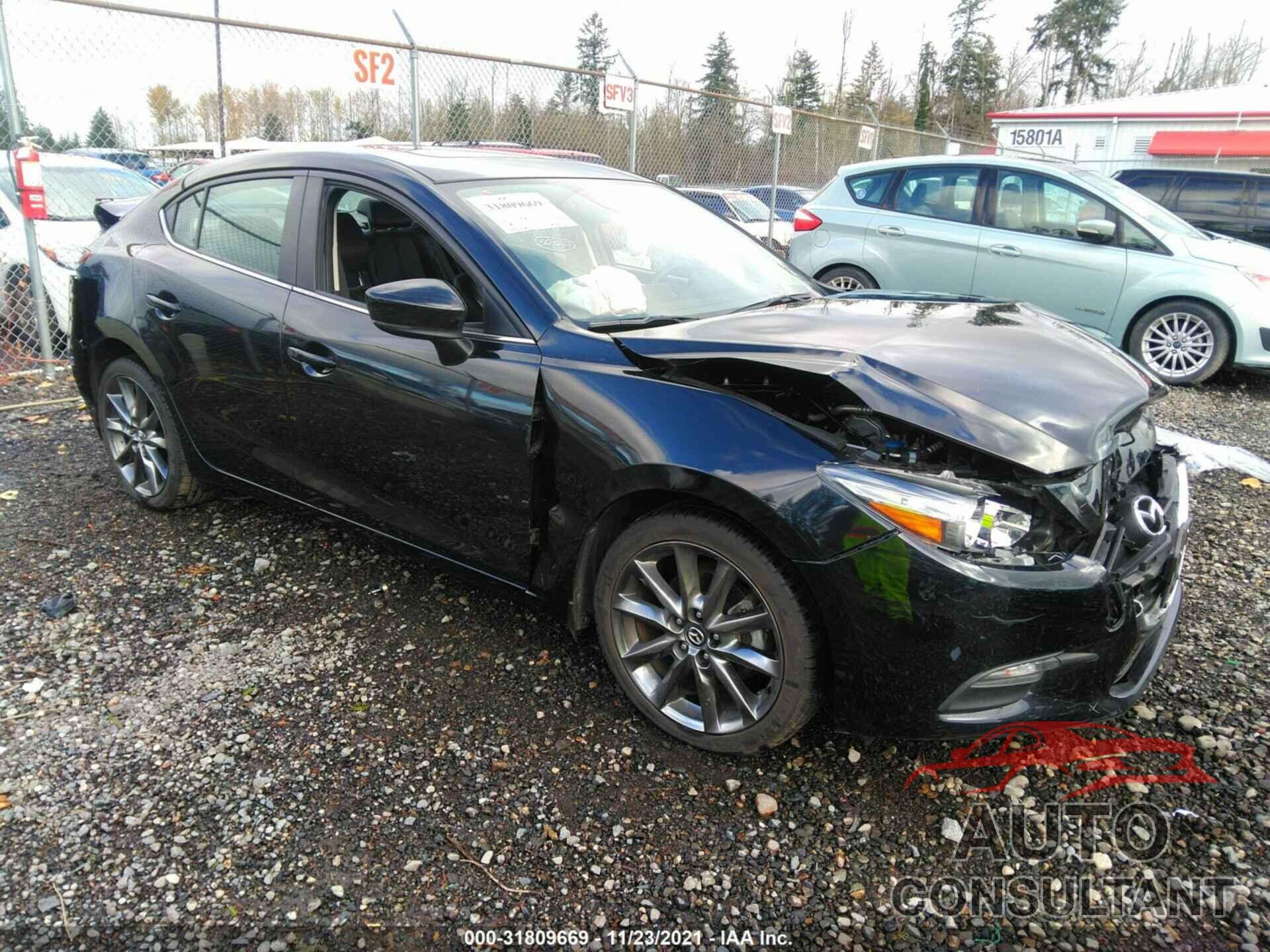 MAZDA MAZDA3 4-DOOR 2018 - 3MZBN1V3XJM198861