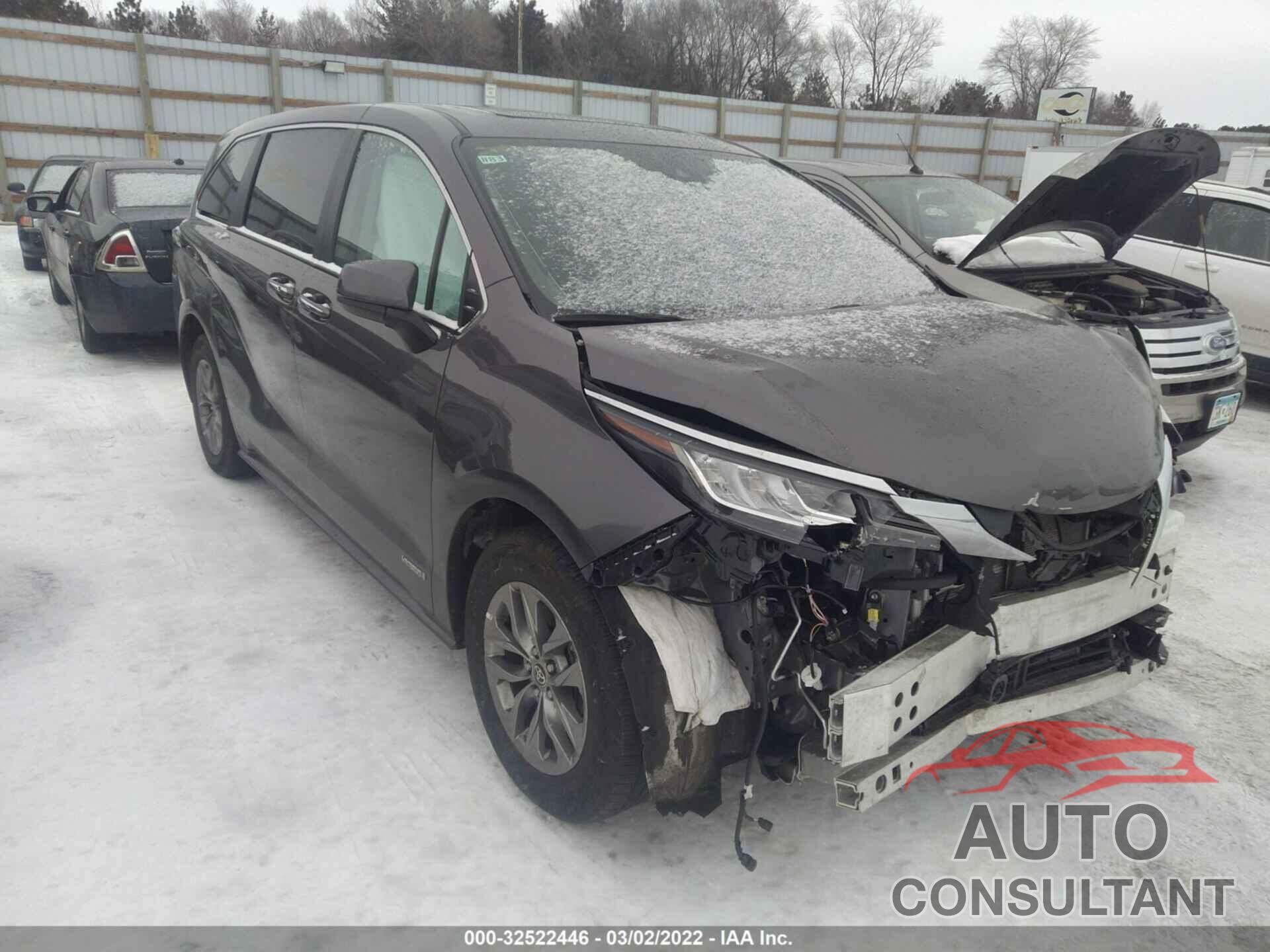 TOYOTA SIENNA 2021 - 5TDYSKFC7MS009548