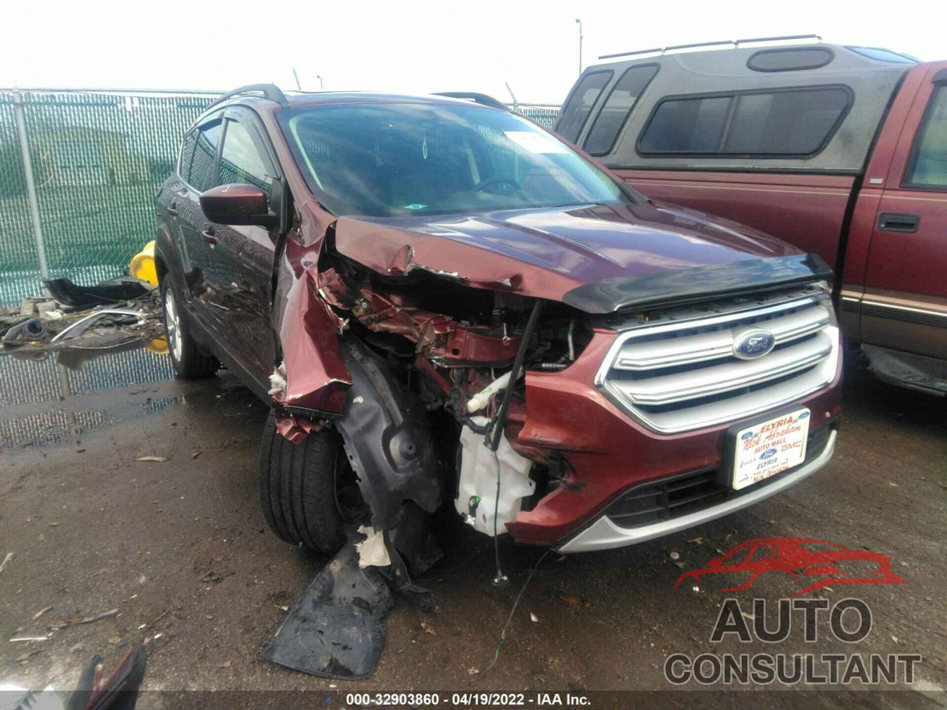 FORD ESCAPE 2018 - 1FMCU9GD0JUA65449
