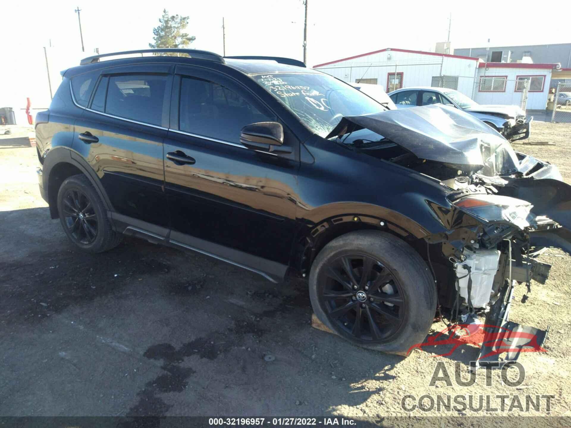 TOYOTA RAV4 2018 - 2T3RFREV8JW815574
