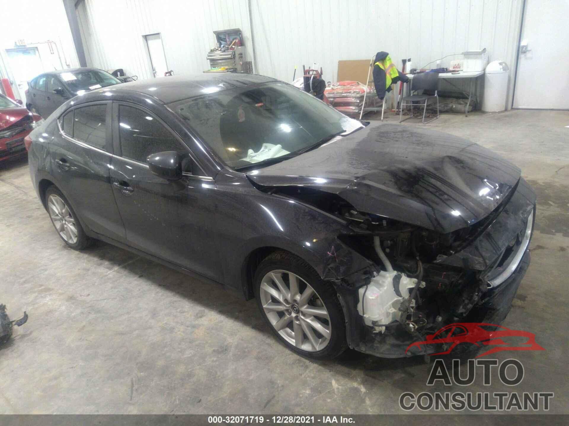 MAZDA MAZDA3 4-DOOR 2017 - 3MZBN1V7XHM145199