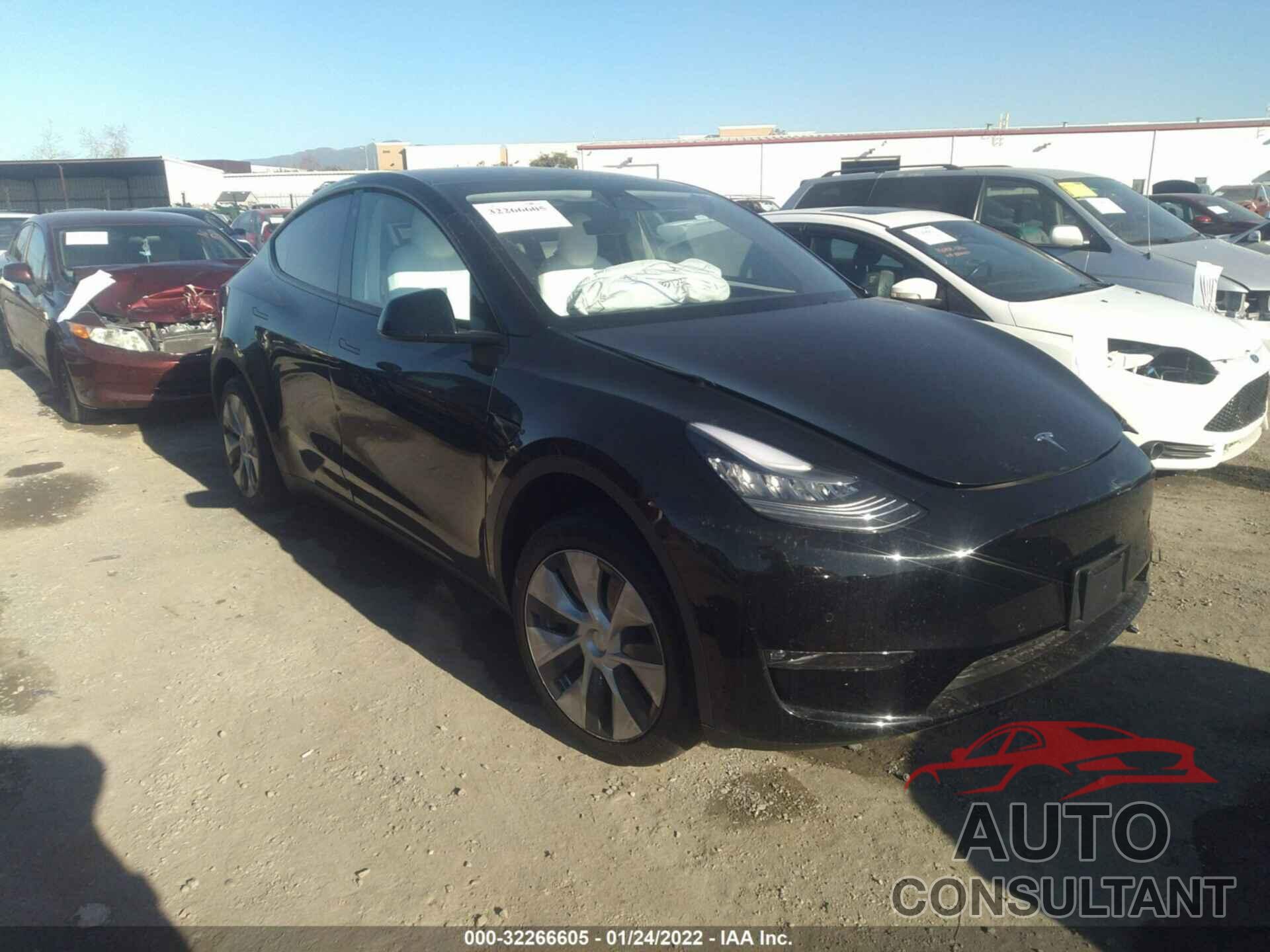 TESLA MODEL Y 2021 - 5YJYGDED9MF103961