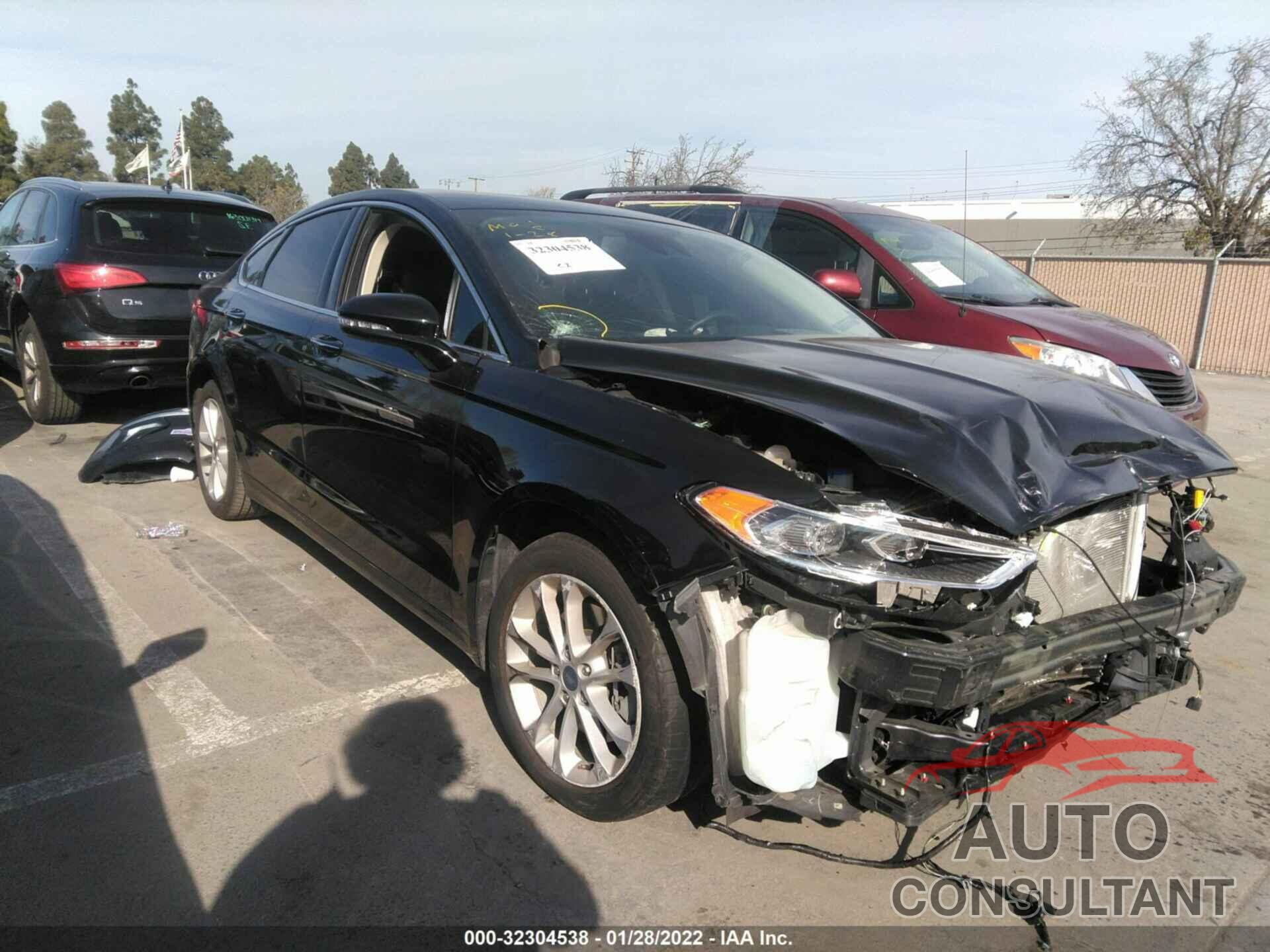 FORD FUSION ENERGI 2019 - 3FA6P0SU1KR252337