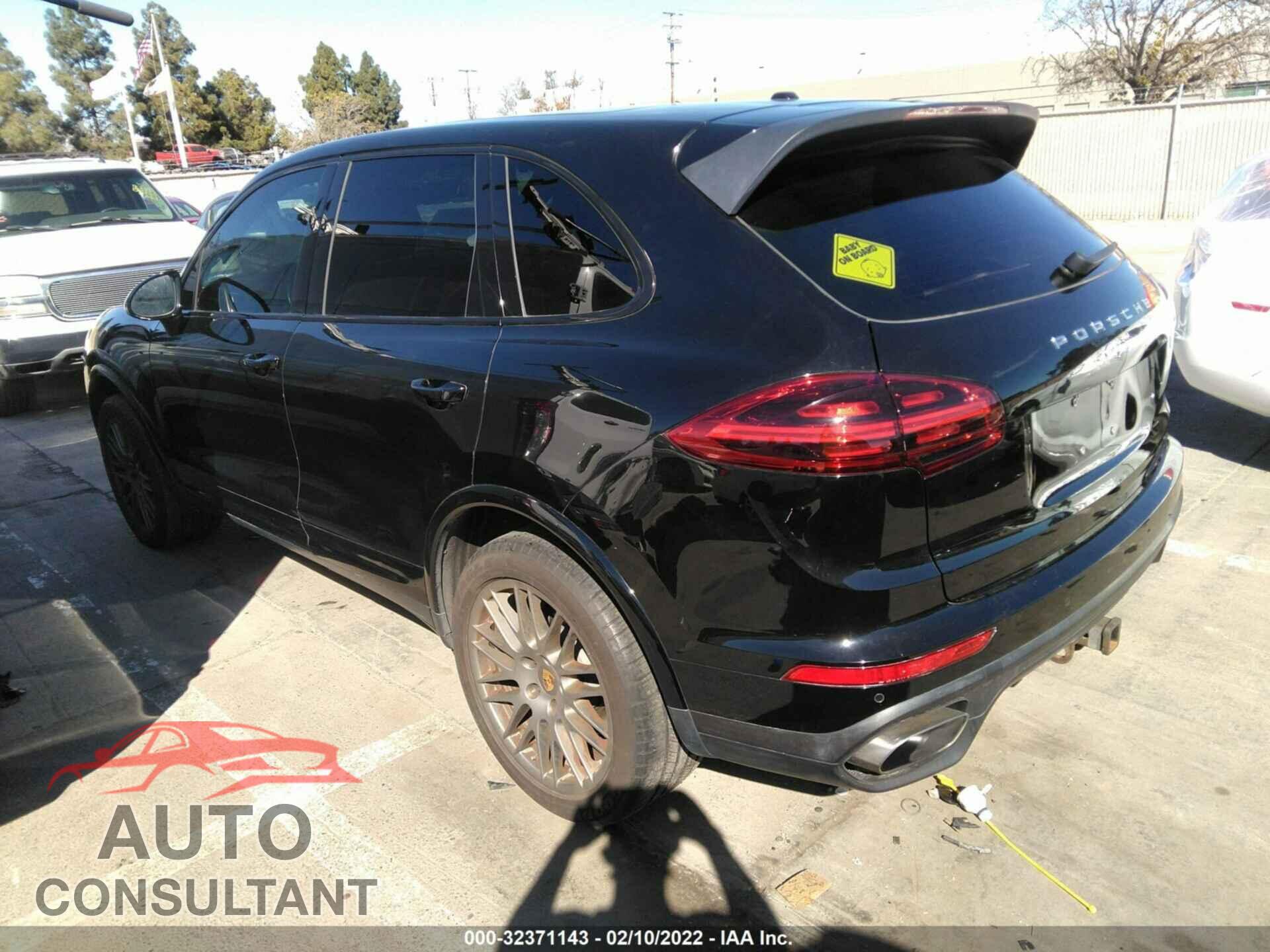PORSCHE CAYENNE 2017 - WP1AA2A26HKA84899