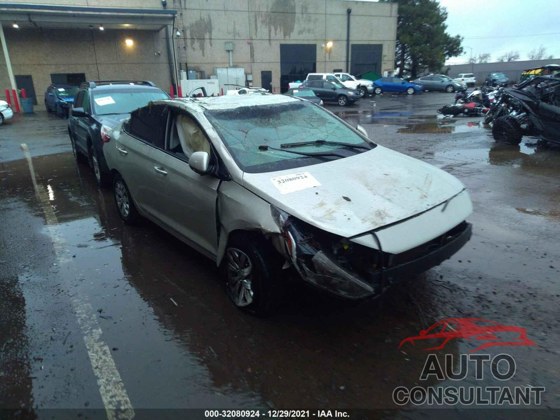 HYUNDAI ACCENT 2018 - 3KPC24A33JE035390