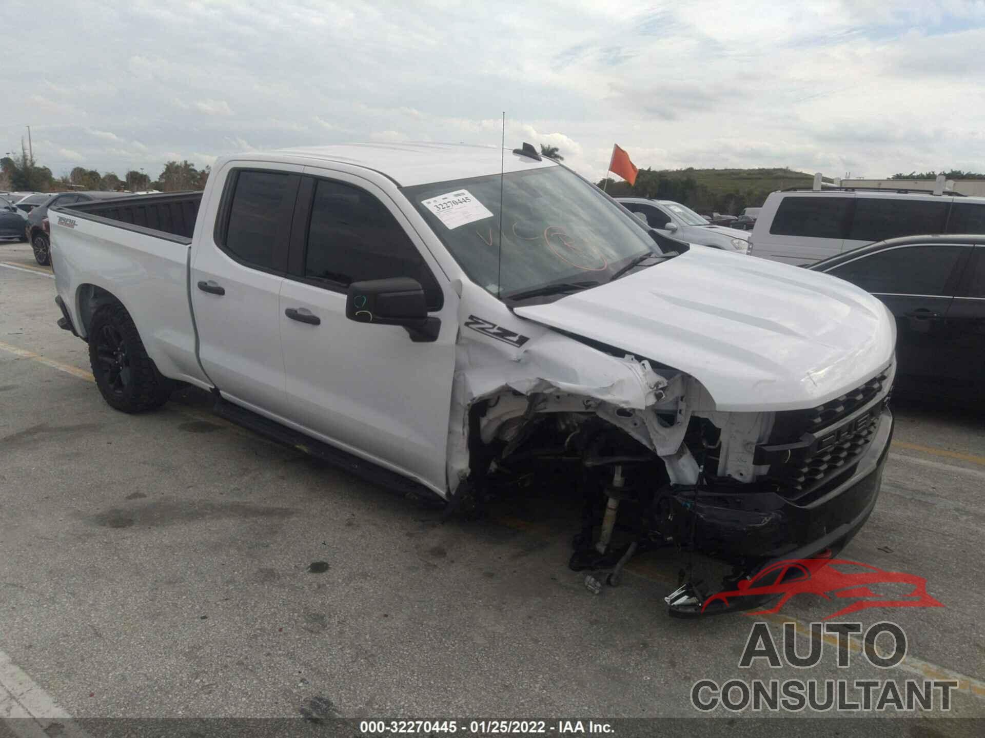 CHEVROLET SILVERADO 1500 2019 - 1GCRYCEFXKZ404677