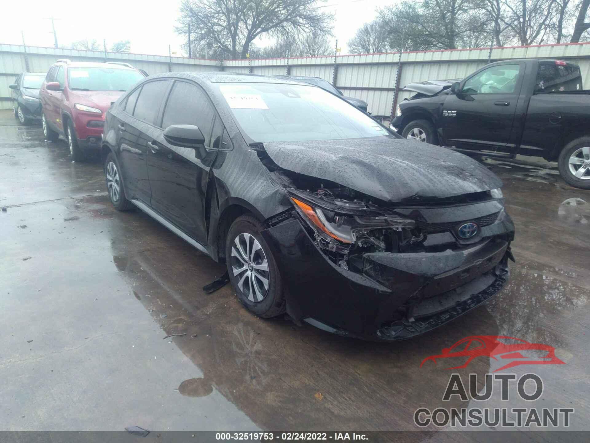 TOYOTA COROLLA 2022 - JTDEAMDE6NJ044571