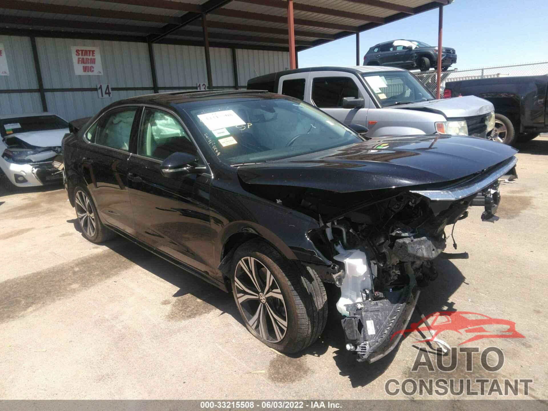 VOLKSWAGEN PASSAT 2021 - 1VWSA7A34MC016470