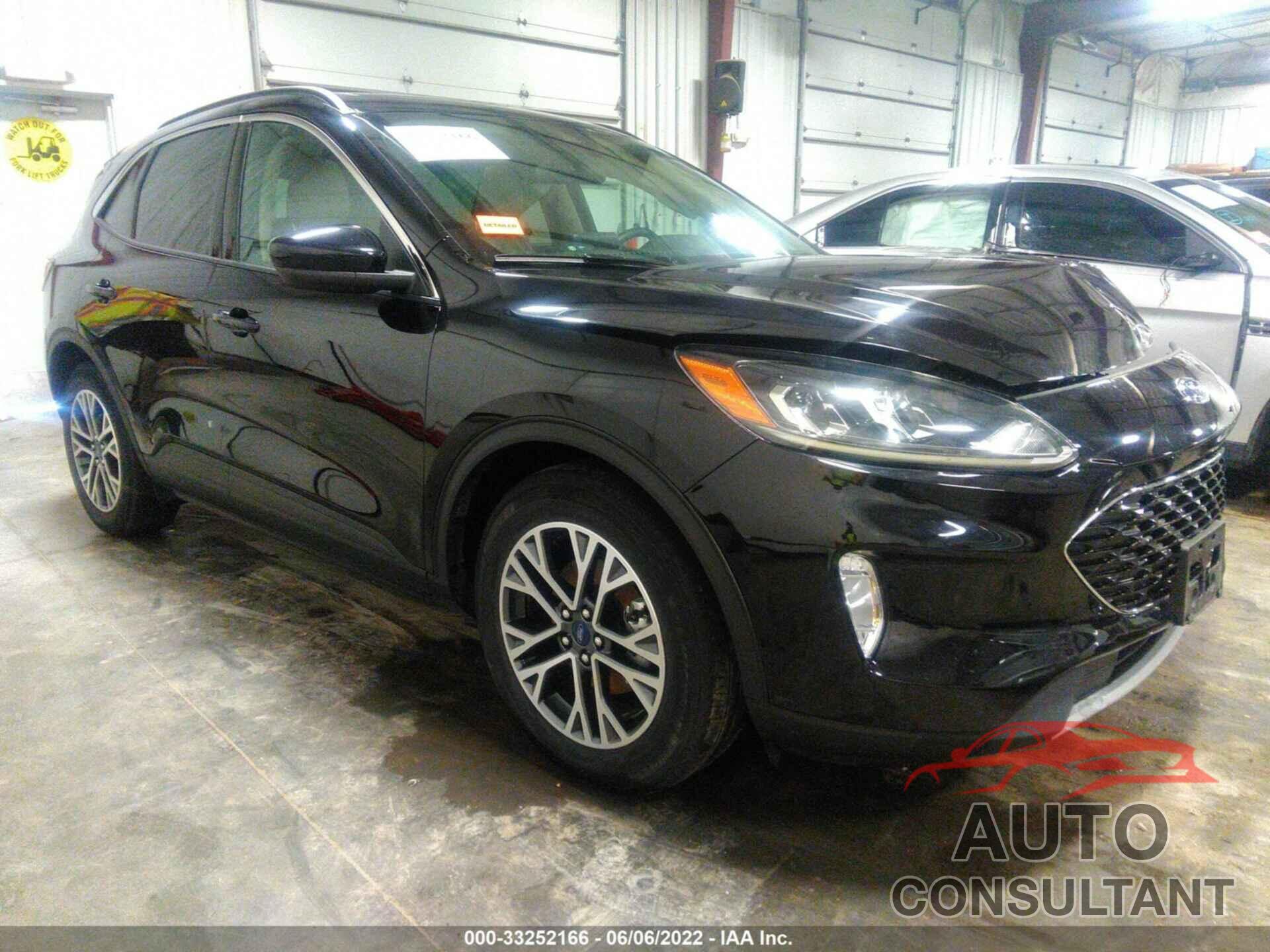 FORD ESCAPE 2020 - 1FMCU0H66LUA26895