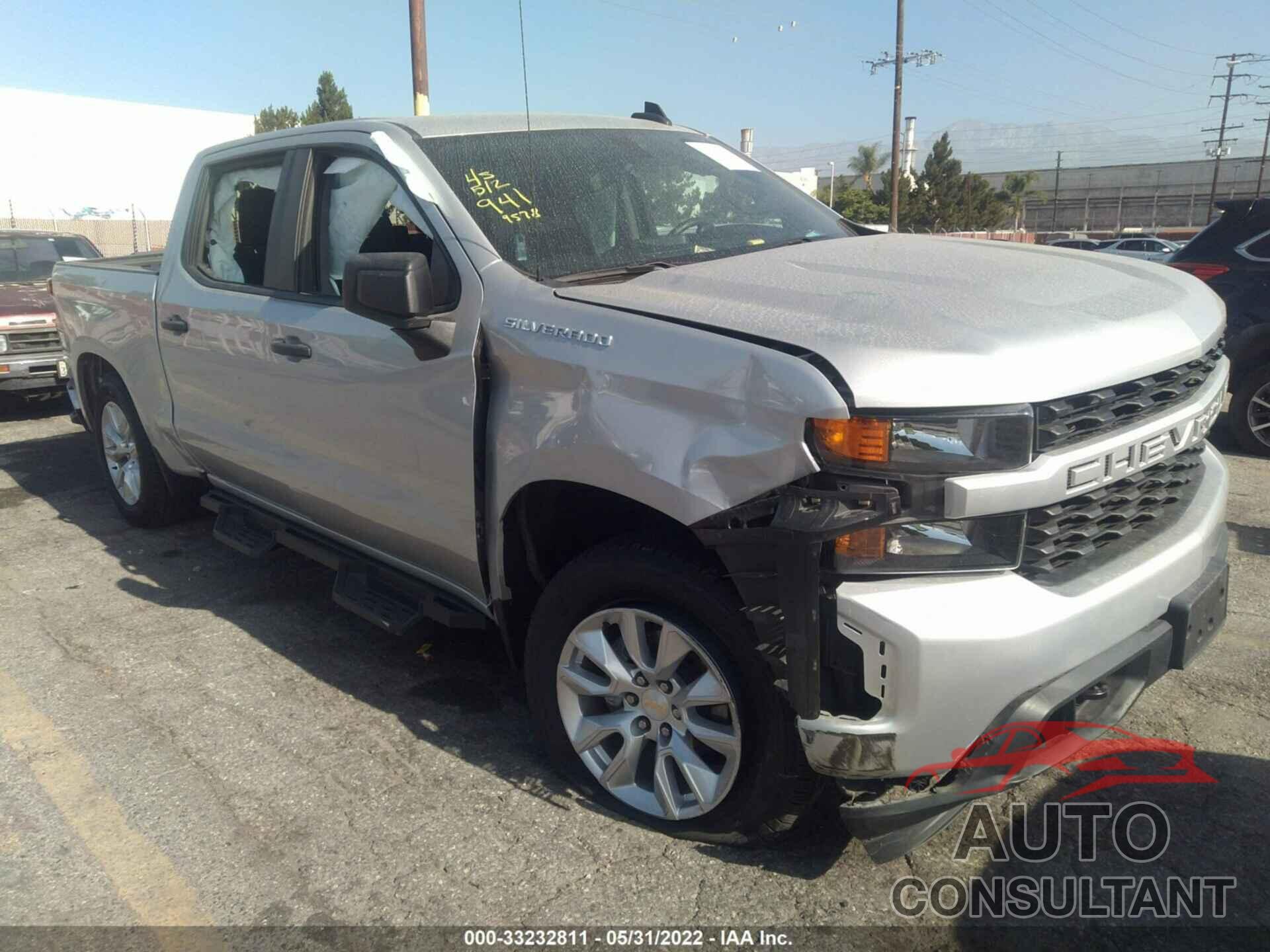 CHEVROLET SILVERADO 1500 2021 - 1GCPWBEH2MZ119578