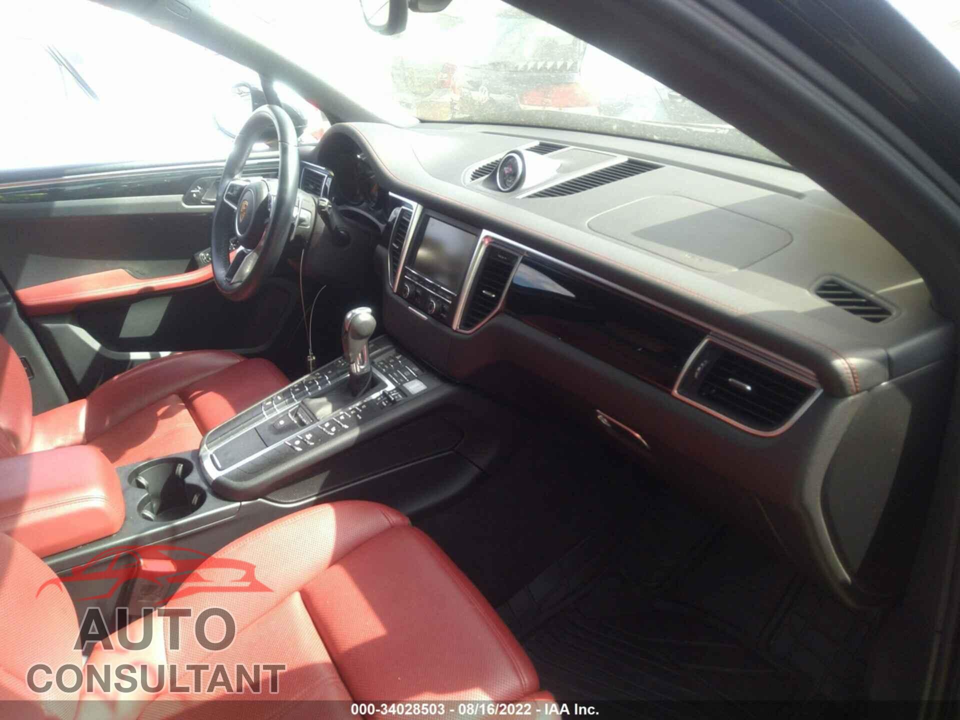 PORSCHE MACAN 2016 - WP1AB2A56GLB50206