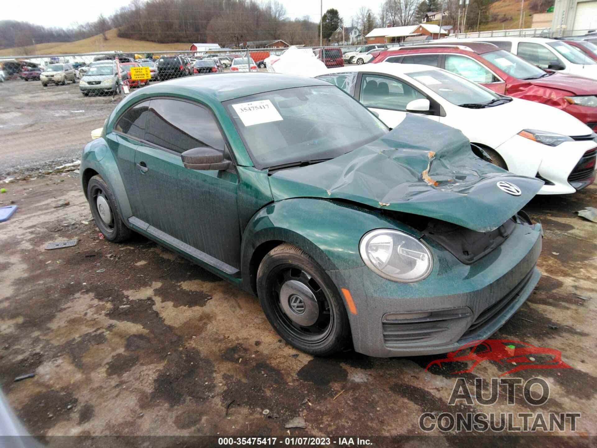 VOLKSWAGEN BEETLE 2017 - 3VWF17AT1HM612478