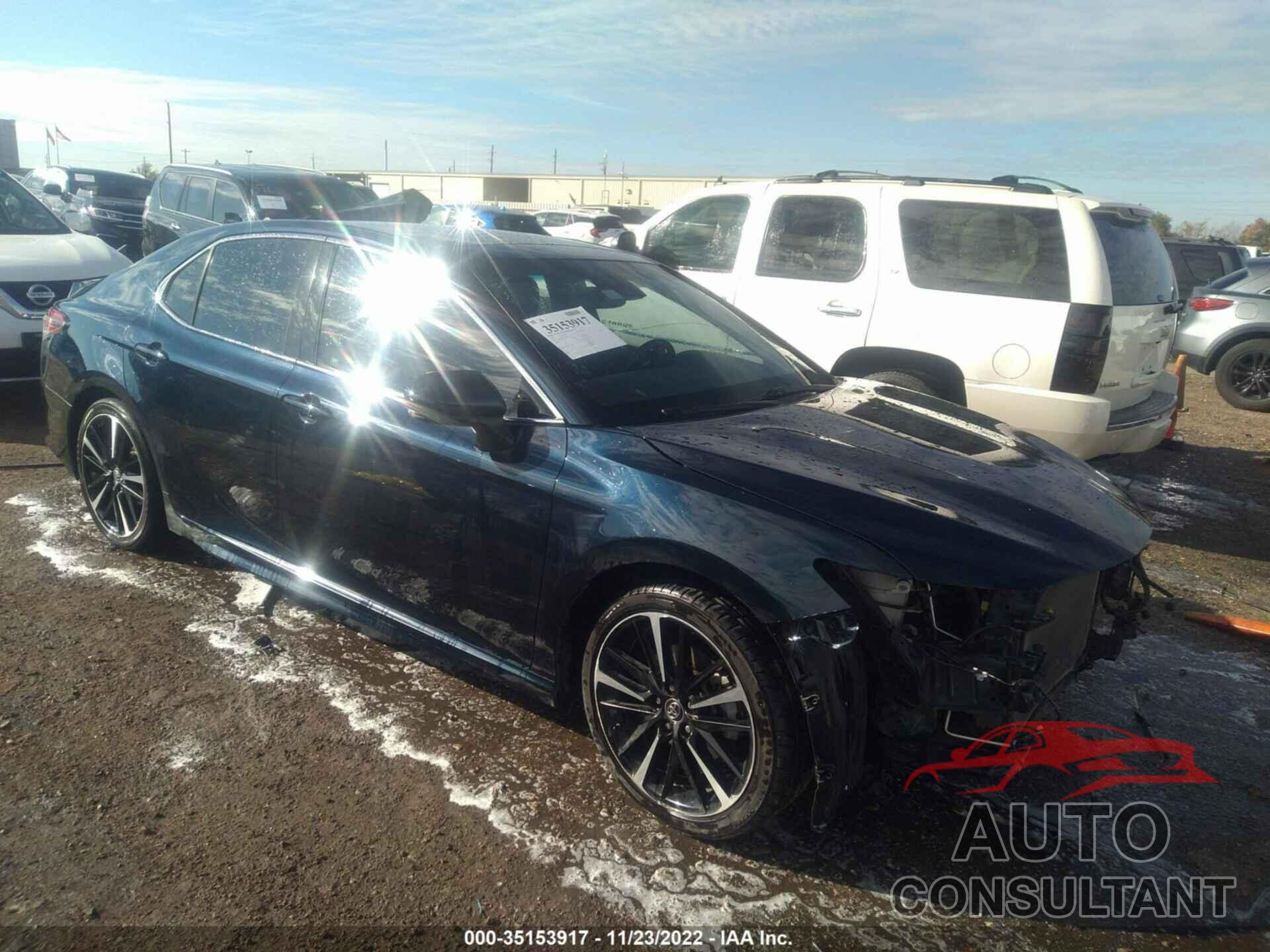 TOYOTA CAMRY 2018 - 4T1B61HK3JU678590