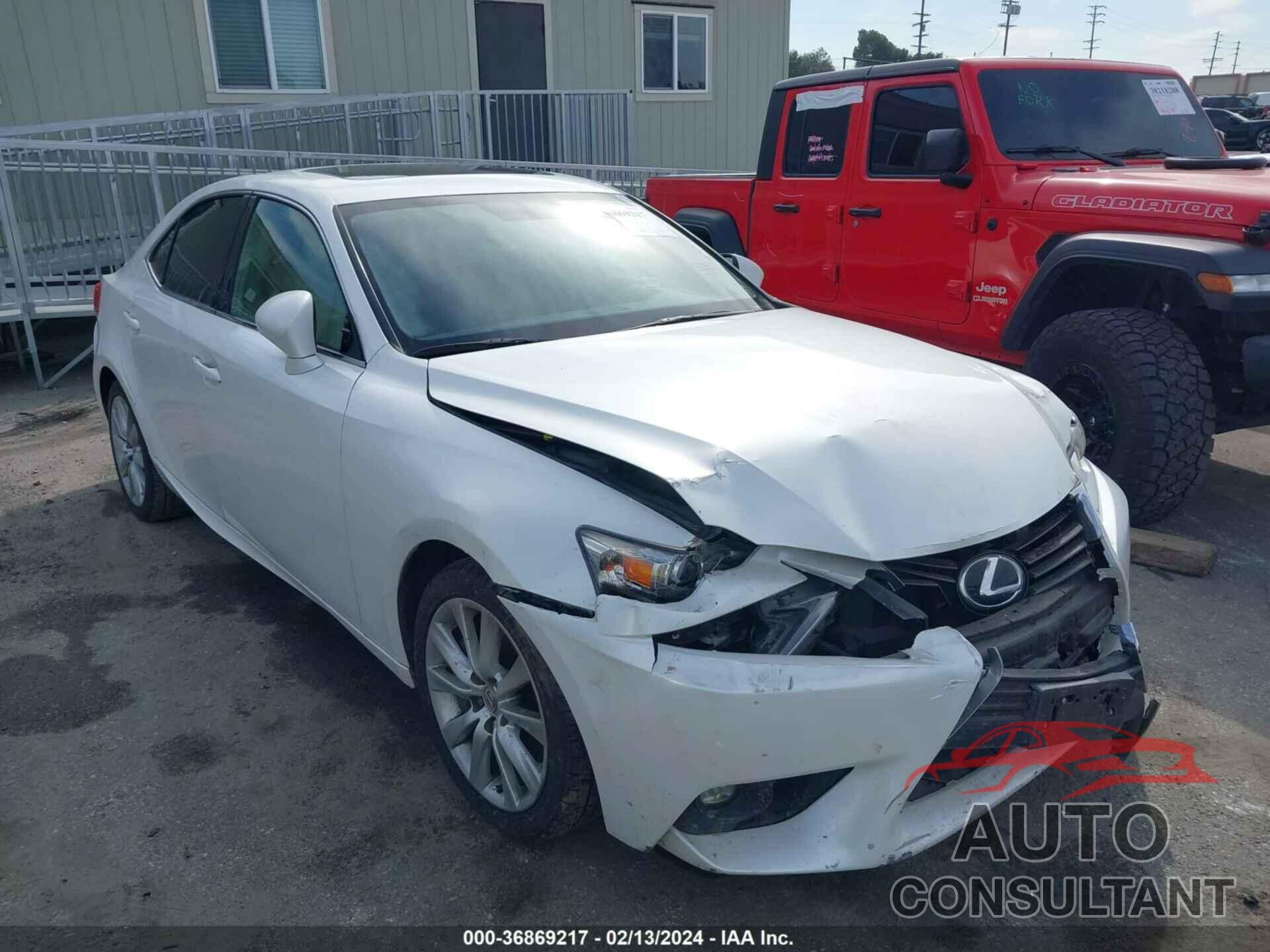 LEXUS IS 200T 2016 - JTHBA1D27G5036674