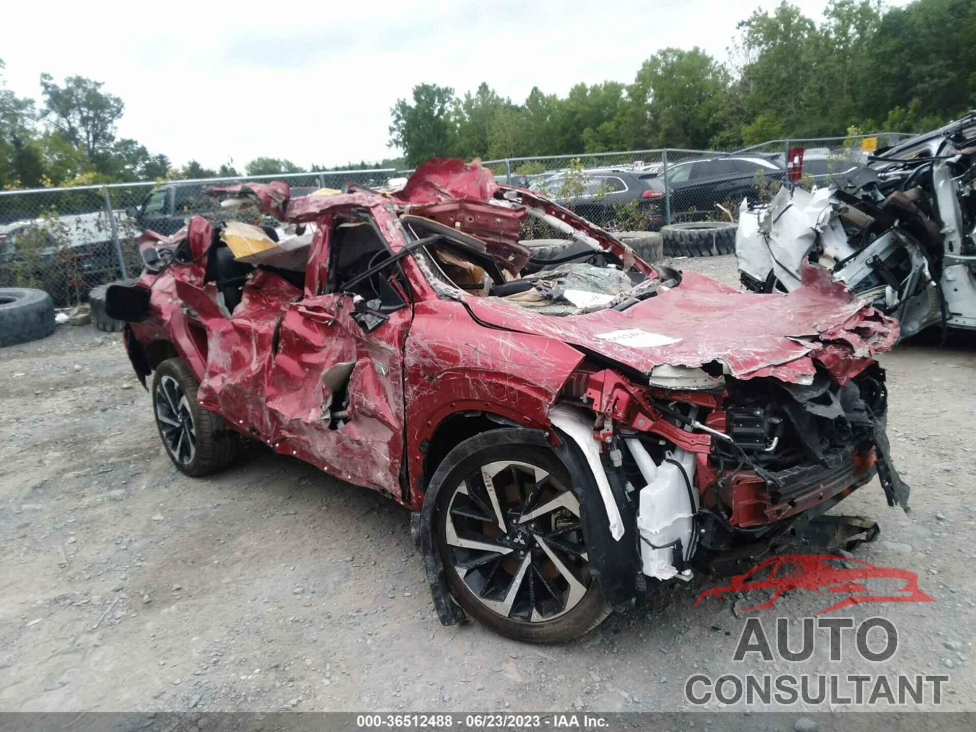 MITSUBISHI OUTLANDER PHEV 2023 - JA4T5UA92PZ013349