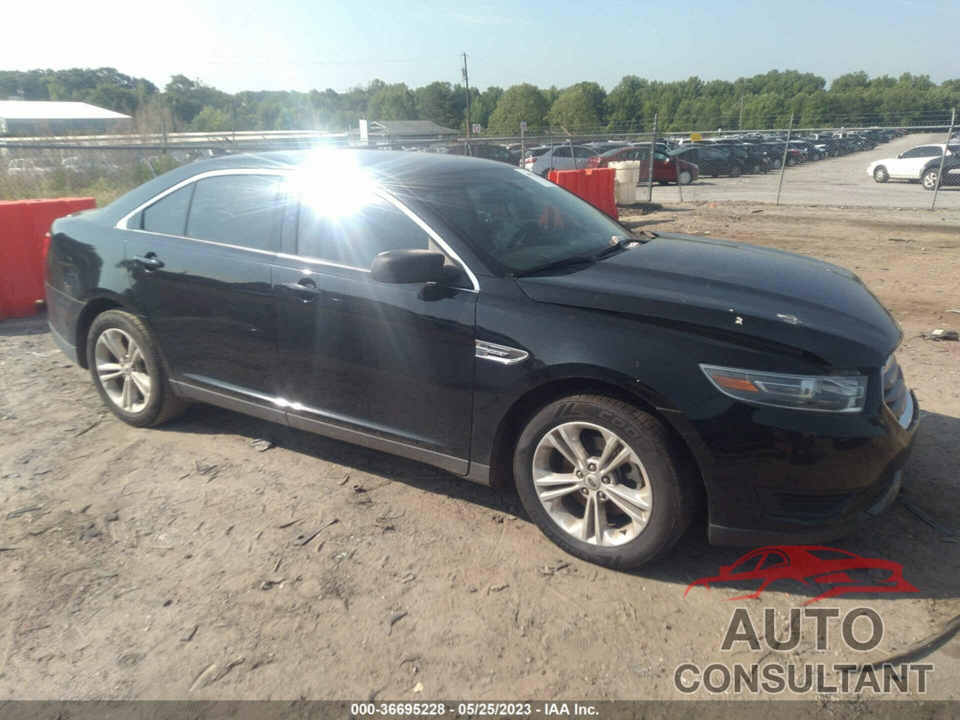 FORD TAURUS 2018 - 1FAHP2D8XJG139027