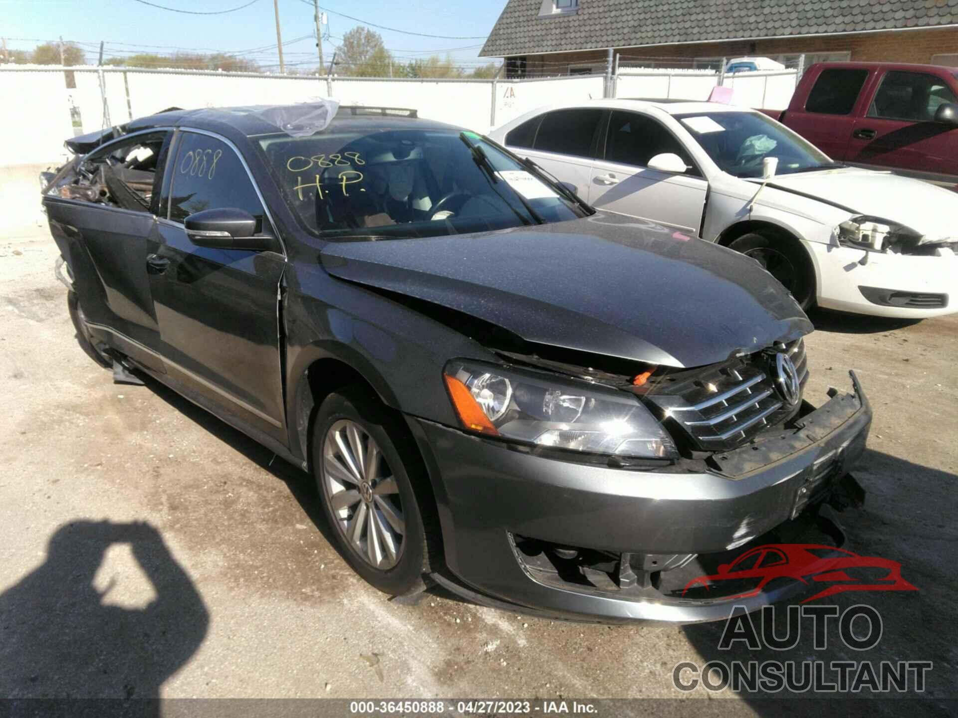 VOLKSWAGEN PASSAT 2013 - 1VWCP7A34DC065784