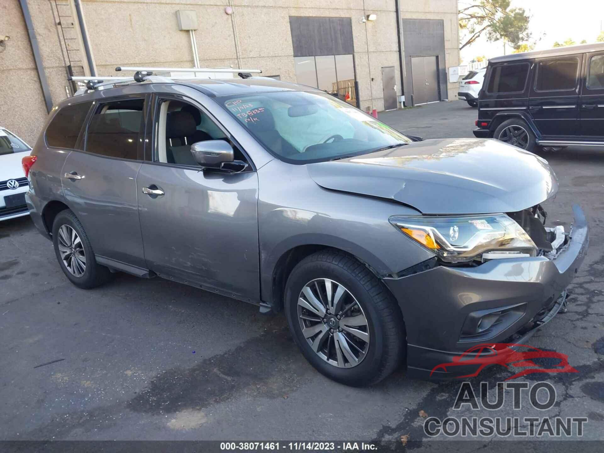 NISSAN PATHFINDER 2018 - 5N1DR2MNXJC661801