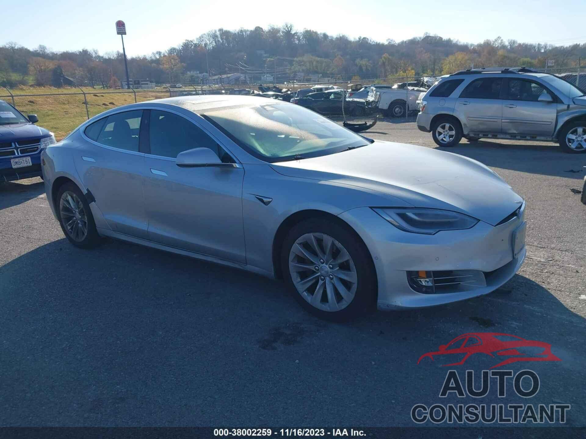 TESLA MODEL S 2018 - 5YJSA1E22JF272798