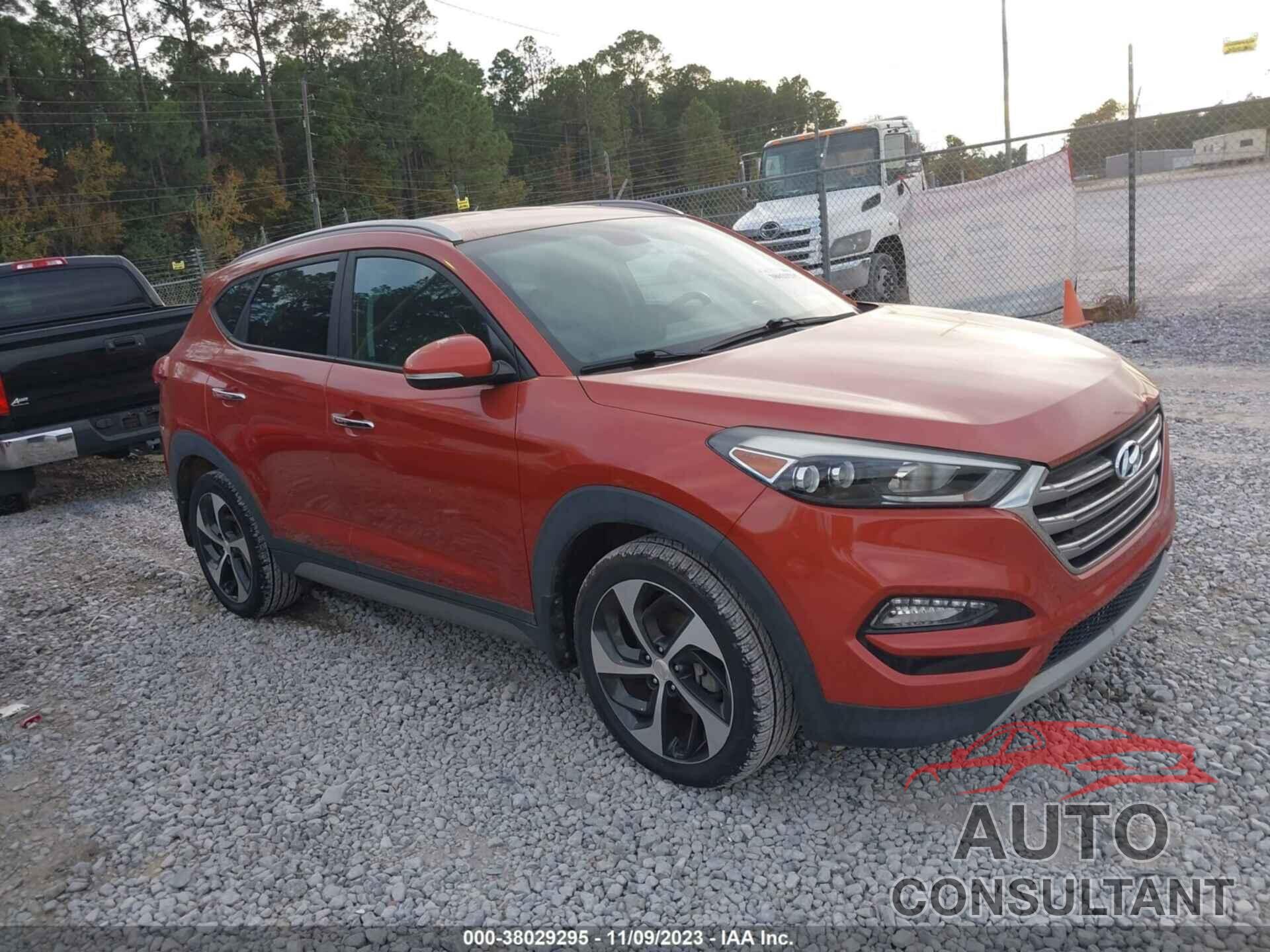 HYUNDAI TUCSON 2017 - KM8J3CA21HU308906