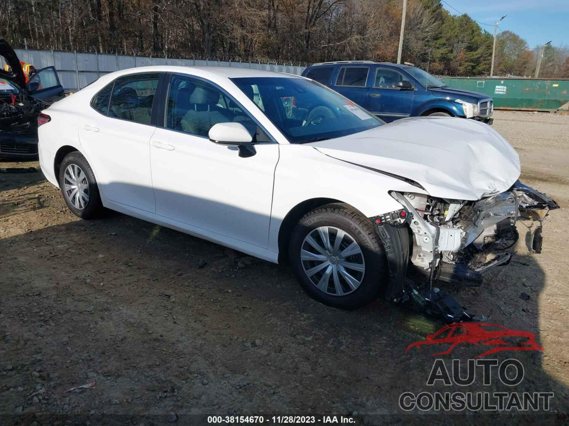 TOYOTA CAMRY 2018 - 4T1B11HK0JU614618