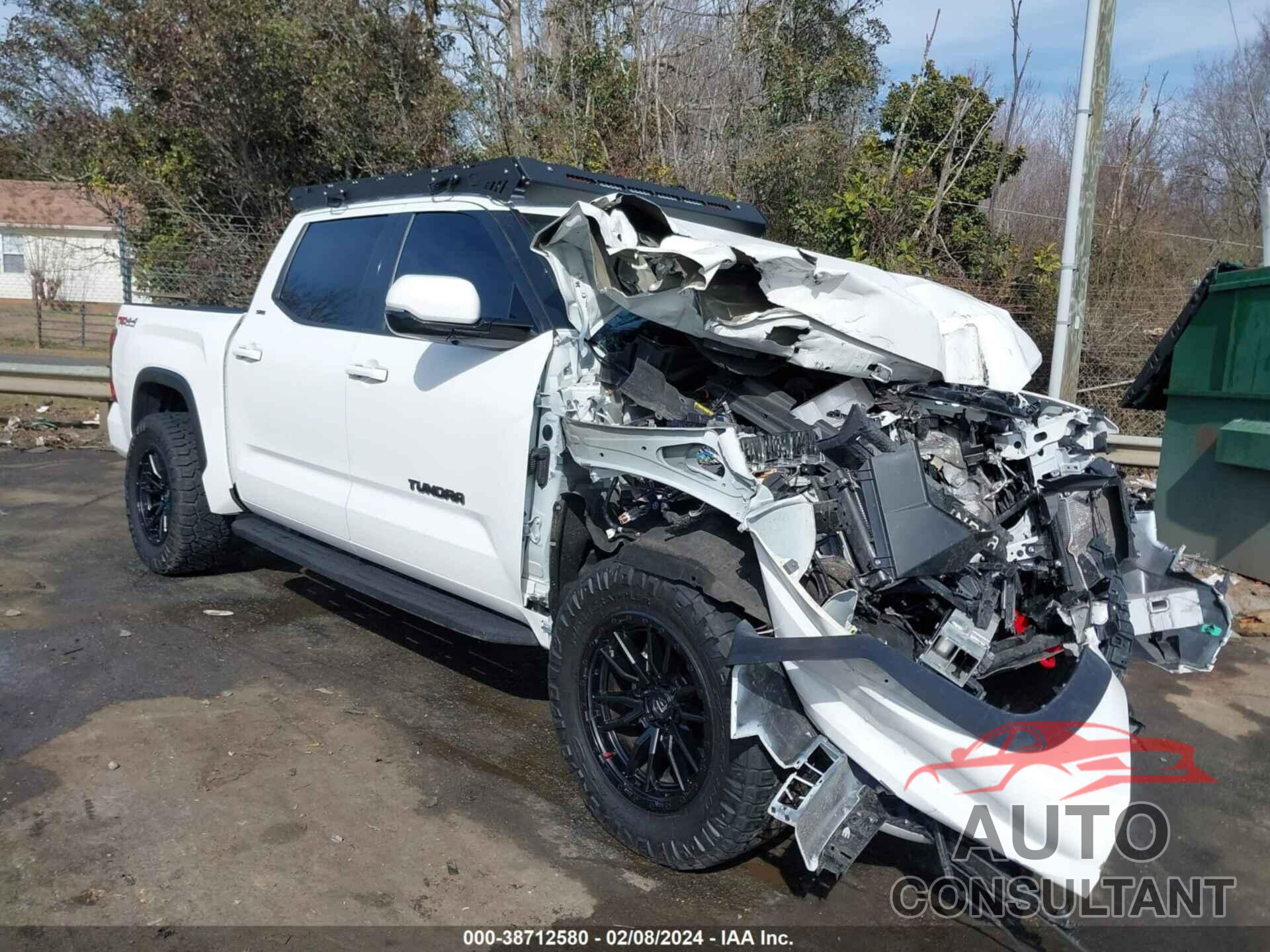 TOYOTA TUNDRA 2022 - 5TFLA5DB8NX048184