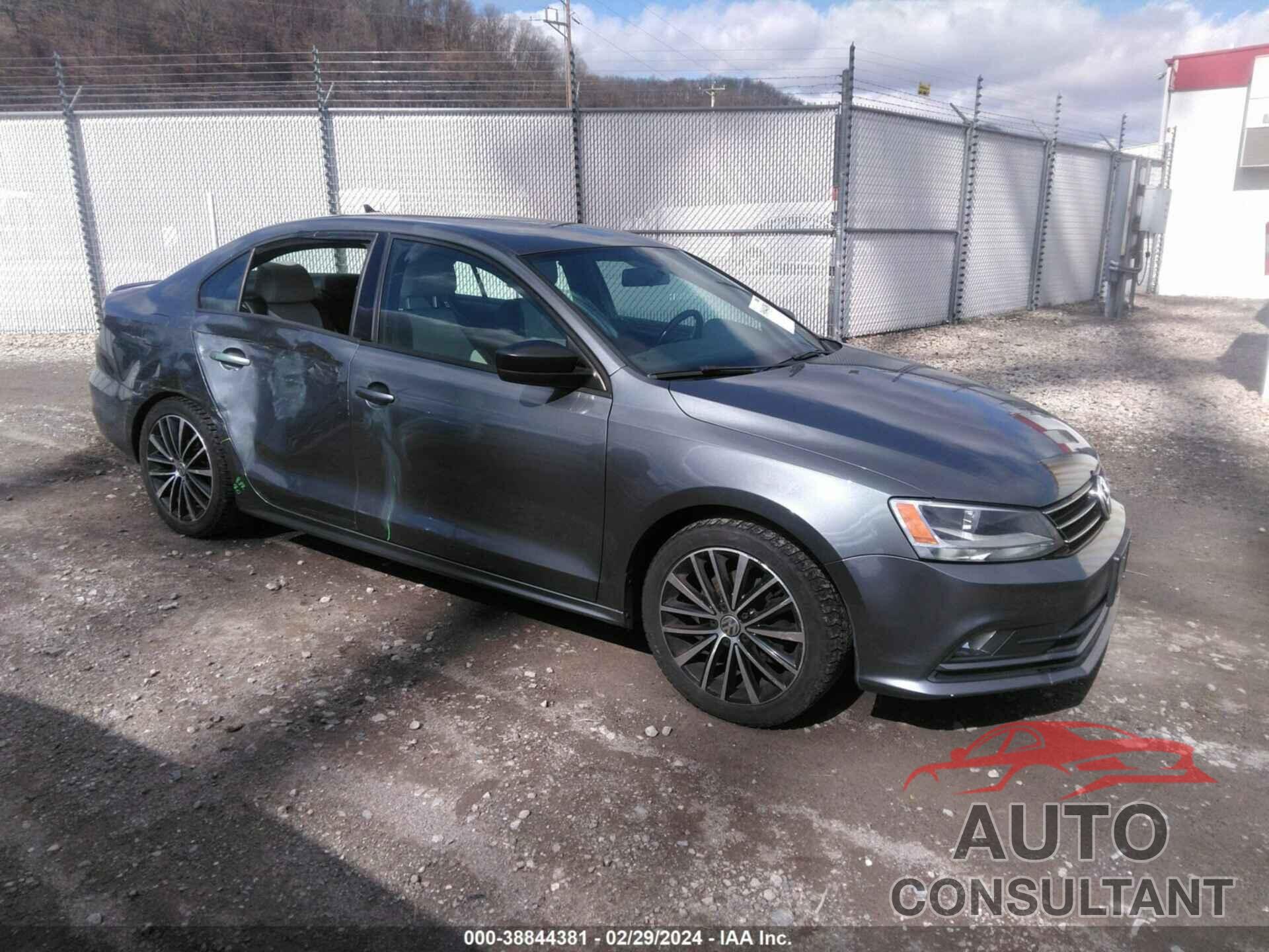 VOLKSWAGEN JETTA 2016 - 3VWD17AJXGM273370