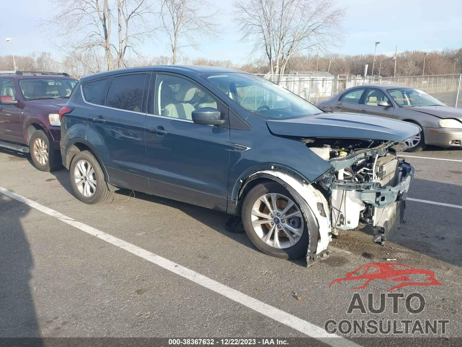 FORD ESCAPE 2019 - 1FMCU9GD5KUC43695