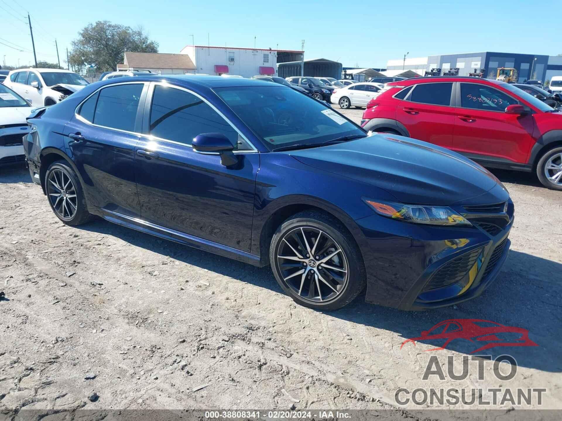 TOYOTA CAMRY 2022 - 4T1T11AK3NU655944