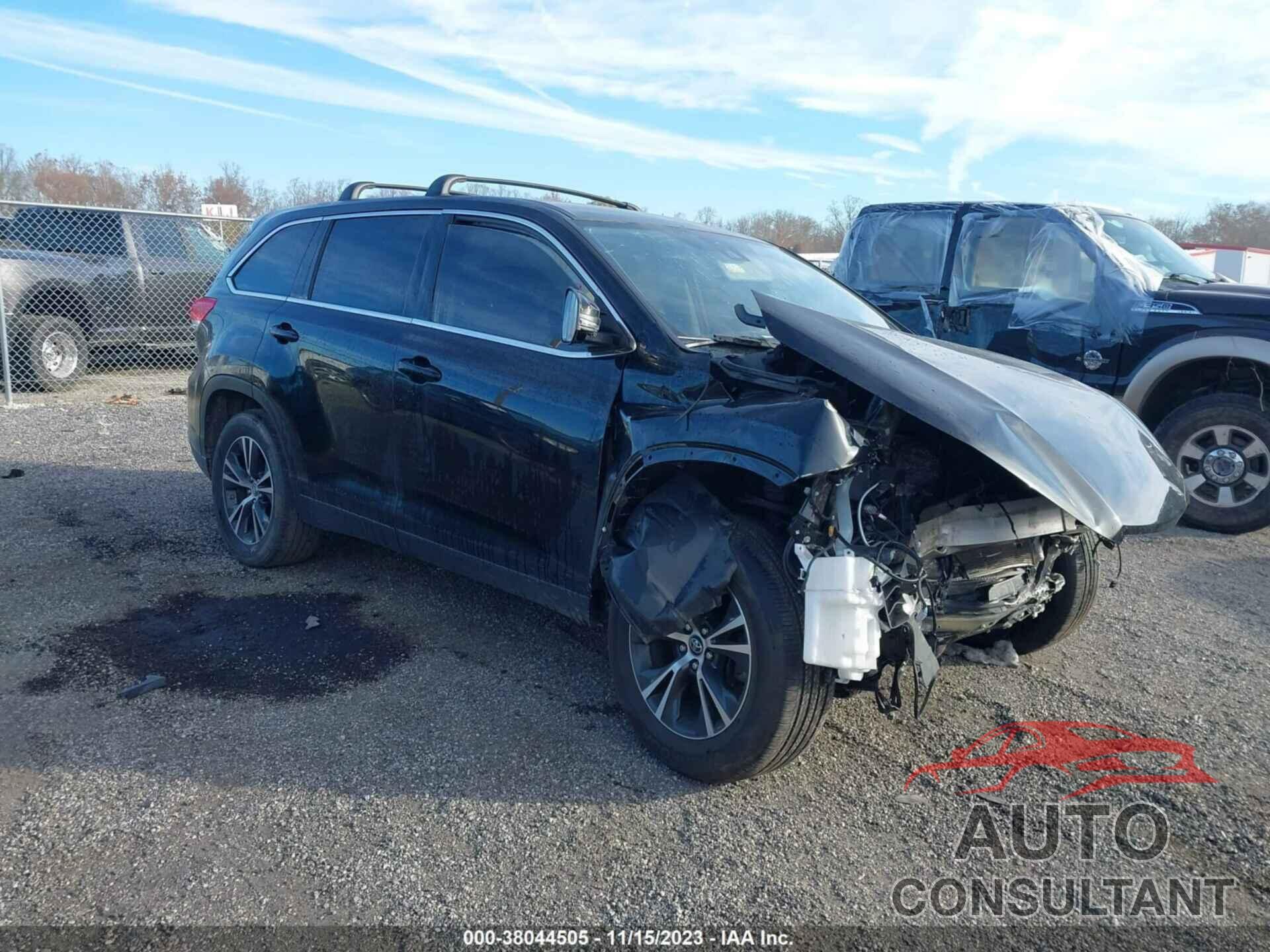 TOYOTA HIGHLANDER 2019 - 5TDZARFH9KS053642