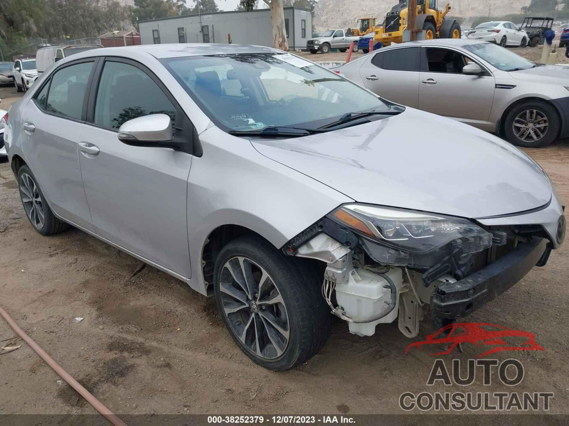 TOYOTA COROLLA 2018 - 5YFBURHE5JP801161