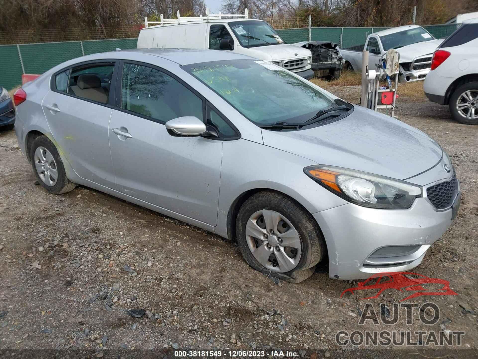 KIA FORTE 2015 - KNAFK4A67F5418501