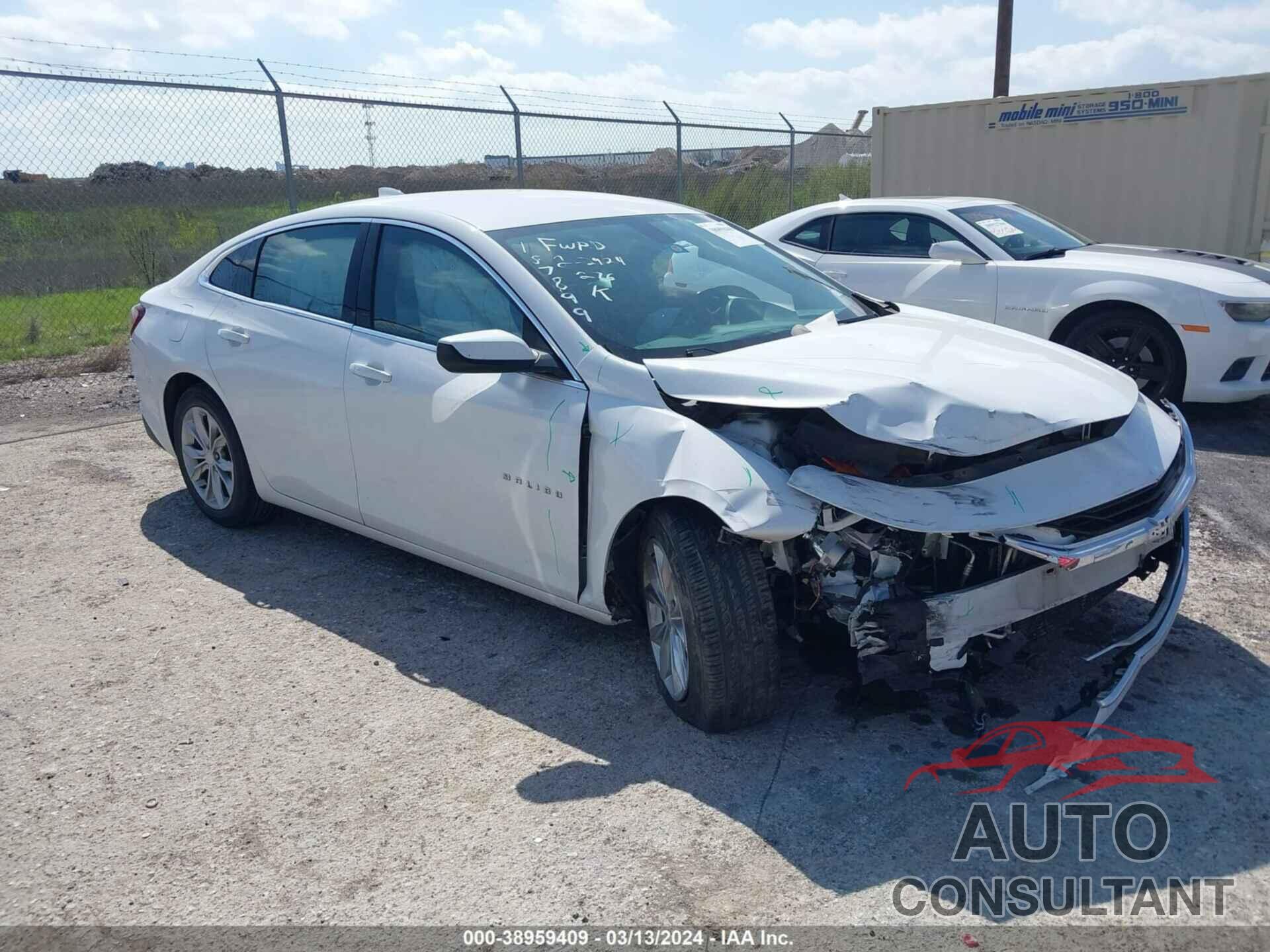 CHEVROLET MALIBU 2019 - 1G1ZD5ST3KF141248