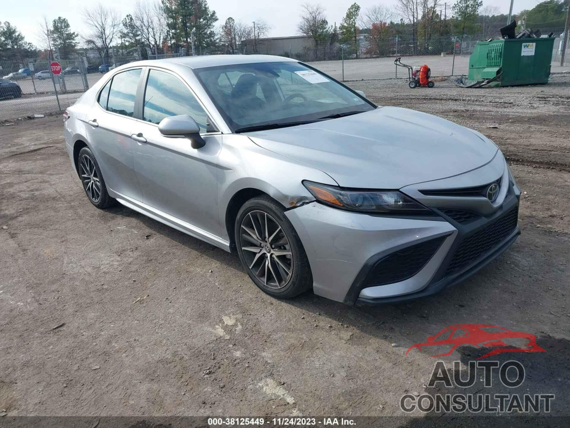 TOYOTA CAMRY 2022 - 4T1G11AK5NU674500
