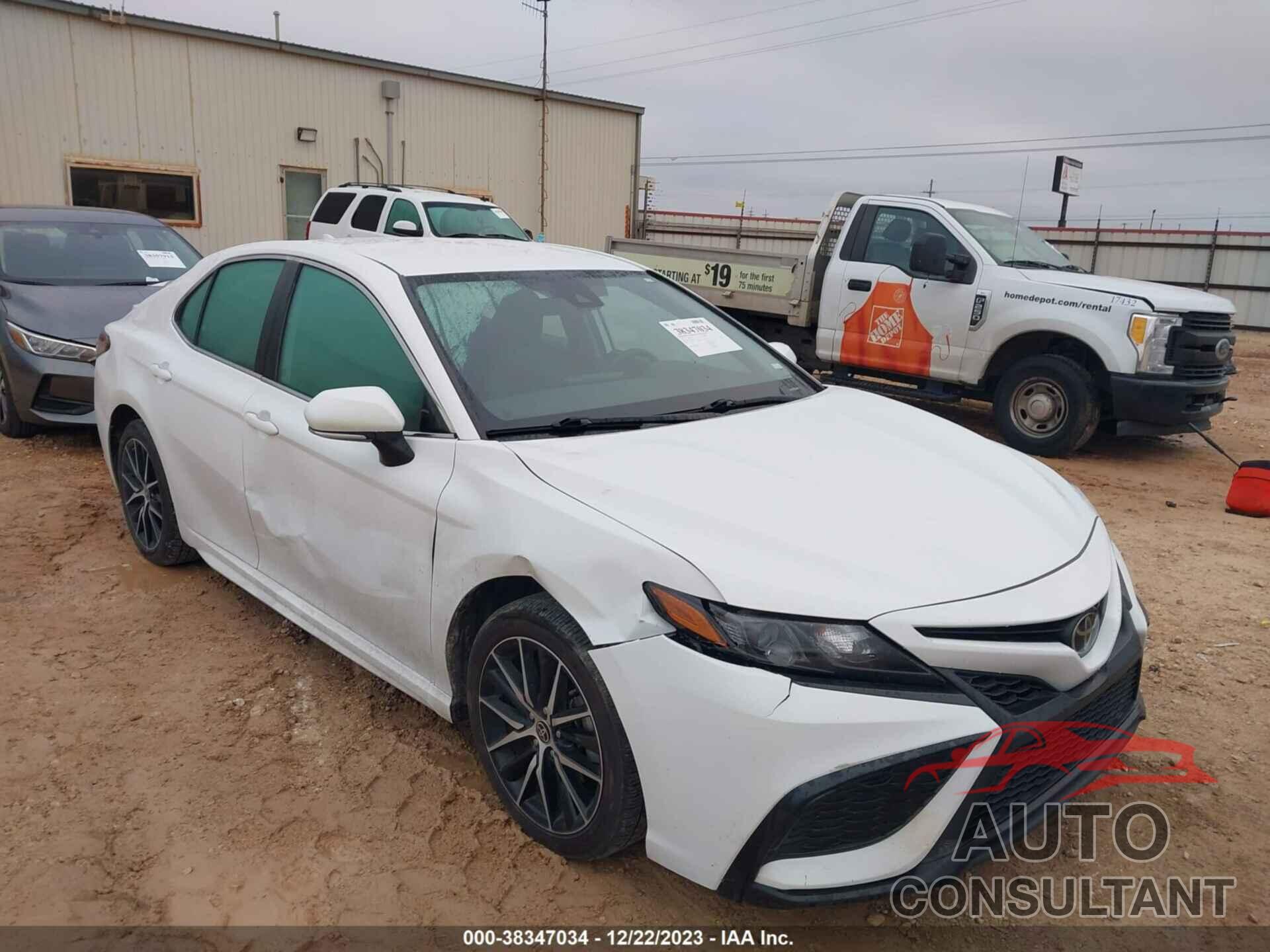 TOYOTA CAMRY 2022 - 4T1G11AK8NU675172