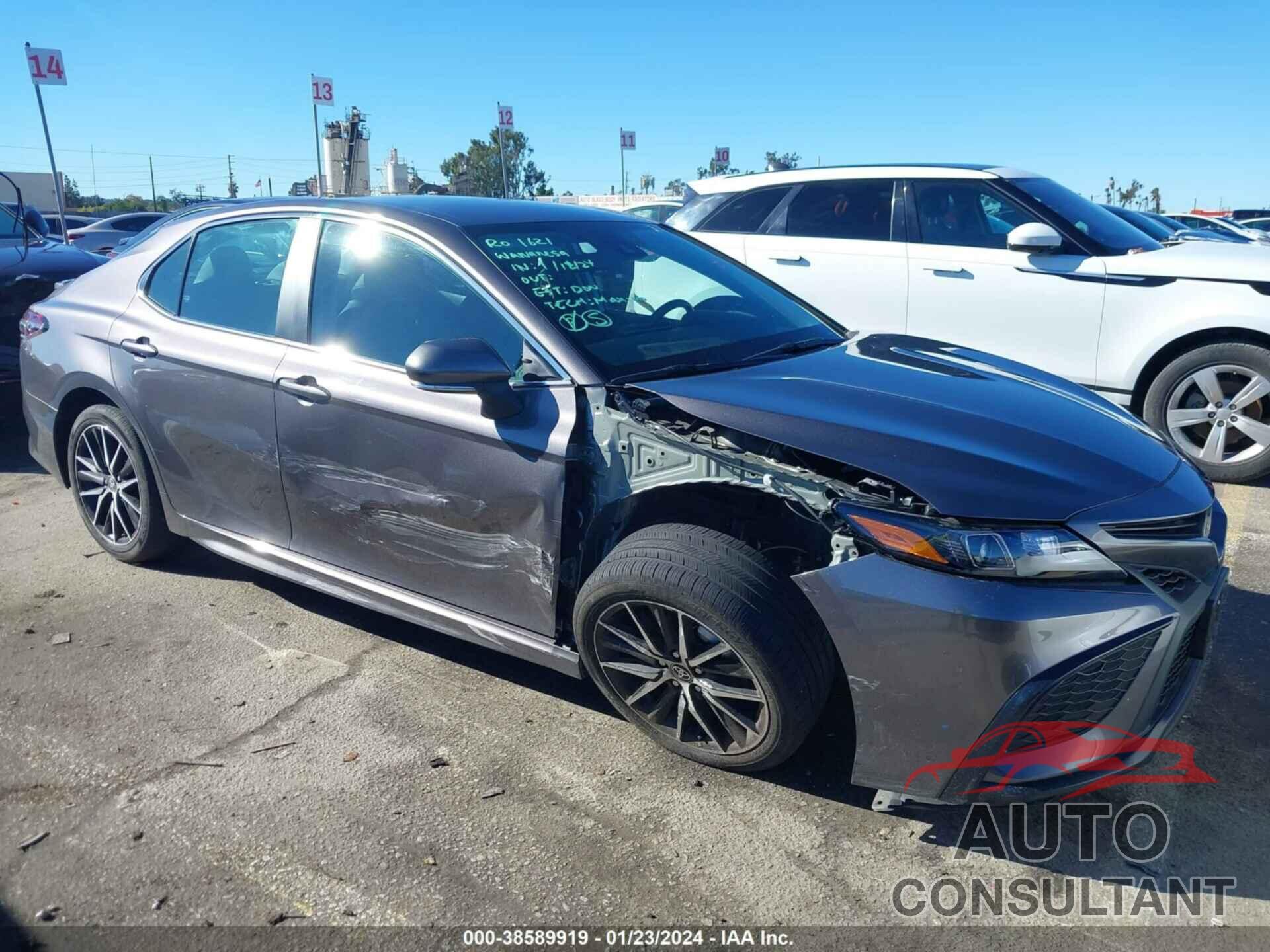 TOYOTA CAMRY 2023 - 4T1G11AK7PU748437