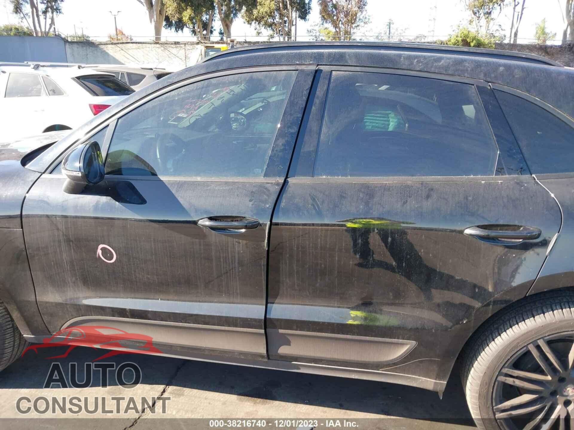 PORSCHE MACAN 2021 - WP1AA2A56MLB02476