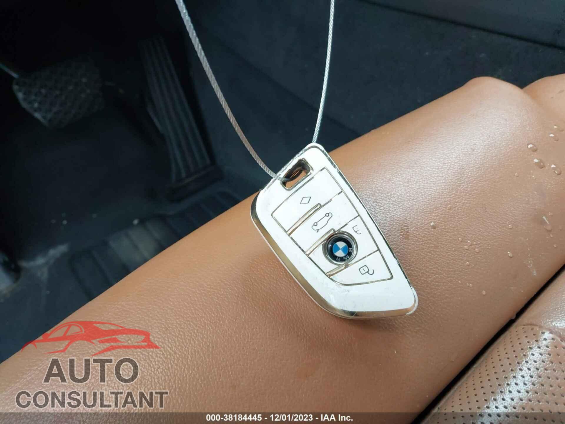 BMW X5 2019 - 5UXCR6C55KLL61236