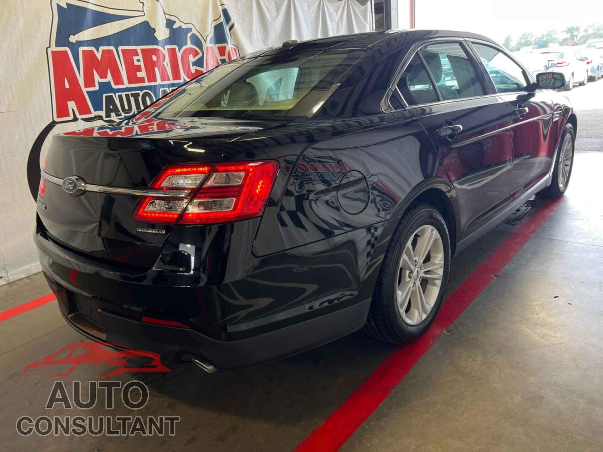 FORD TAURUS 2017 - 1FAHP2D89HG142933