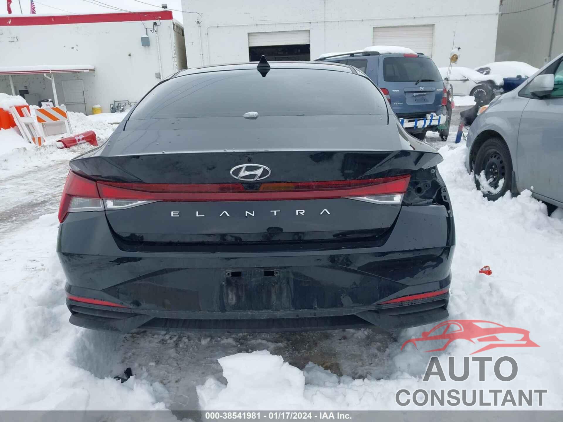 HYUNDAI ELANTRA 2022 - 5NPLM4AGXNH083032