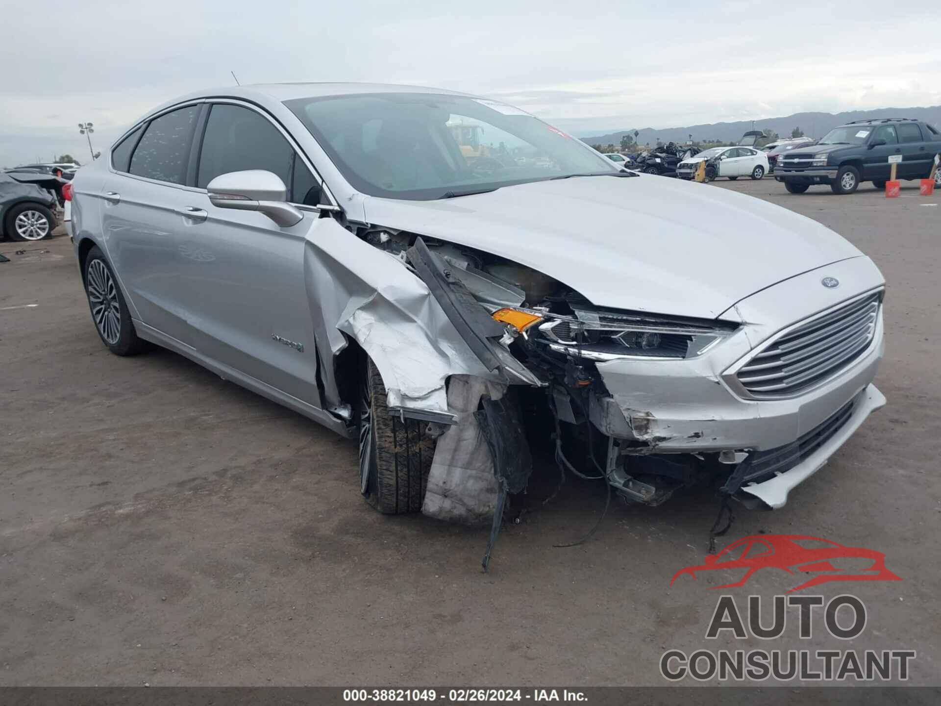 FORD FUSION HYBRID 2018 - 3FA6P0RU2JR182142