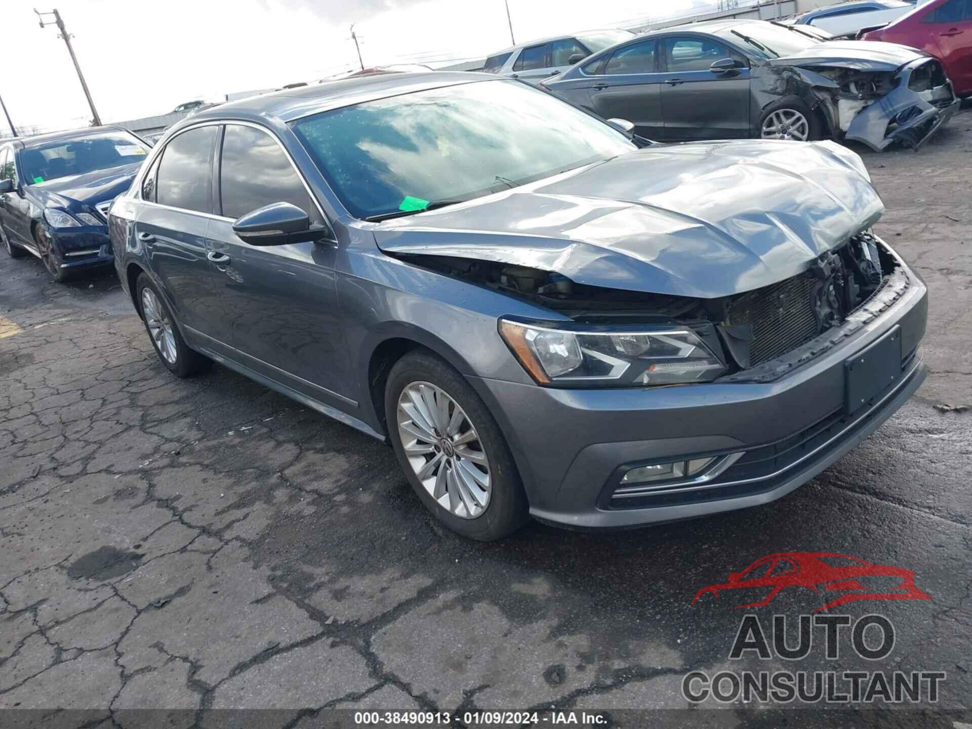 VOLKSWAGEN PASSAT 2016 - 1VWBS7A35GC008928