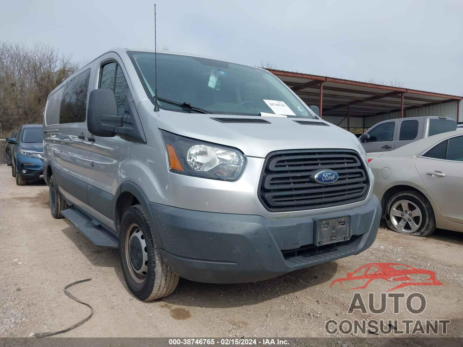 FORD TRANSIT-150 2018 - 1FTYE2YM8JKA80693