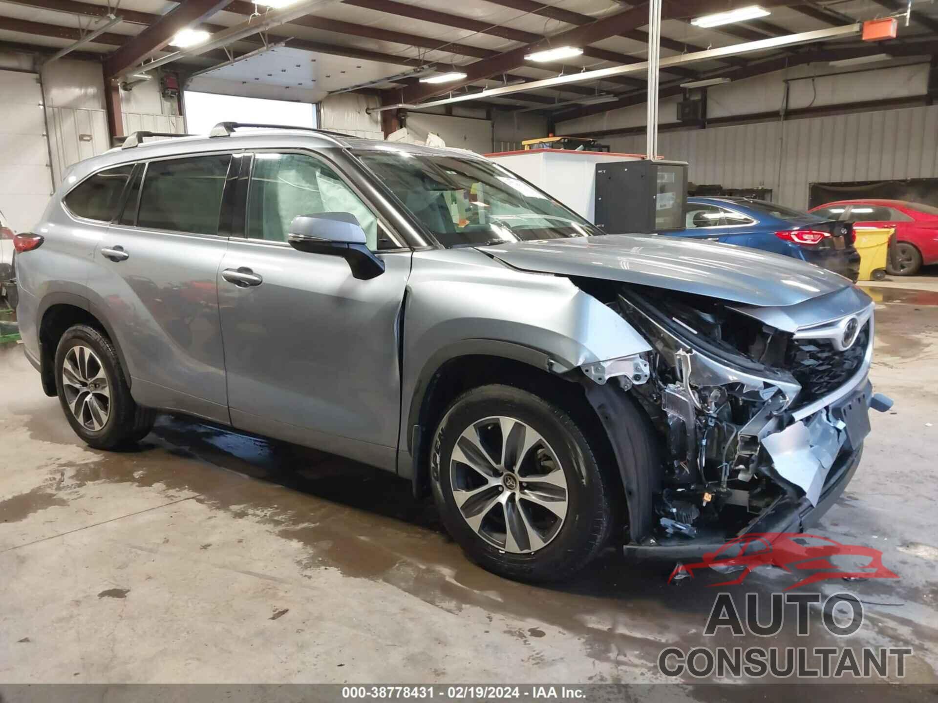 TOYOTA HIGHLANDER 2021 - 5TDHZRBH9MS150885