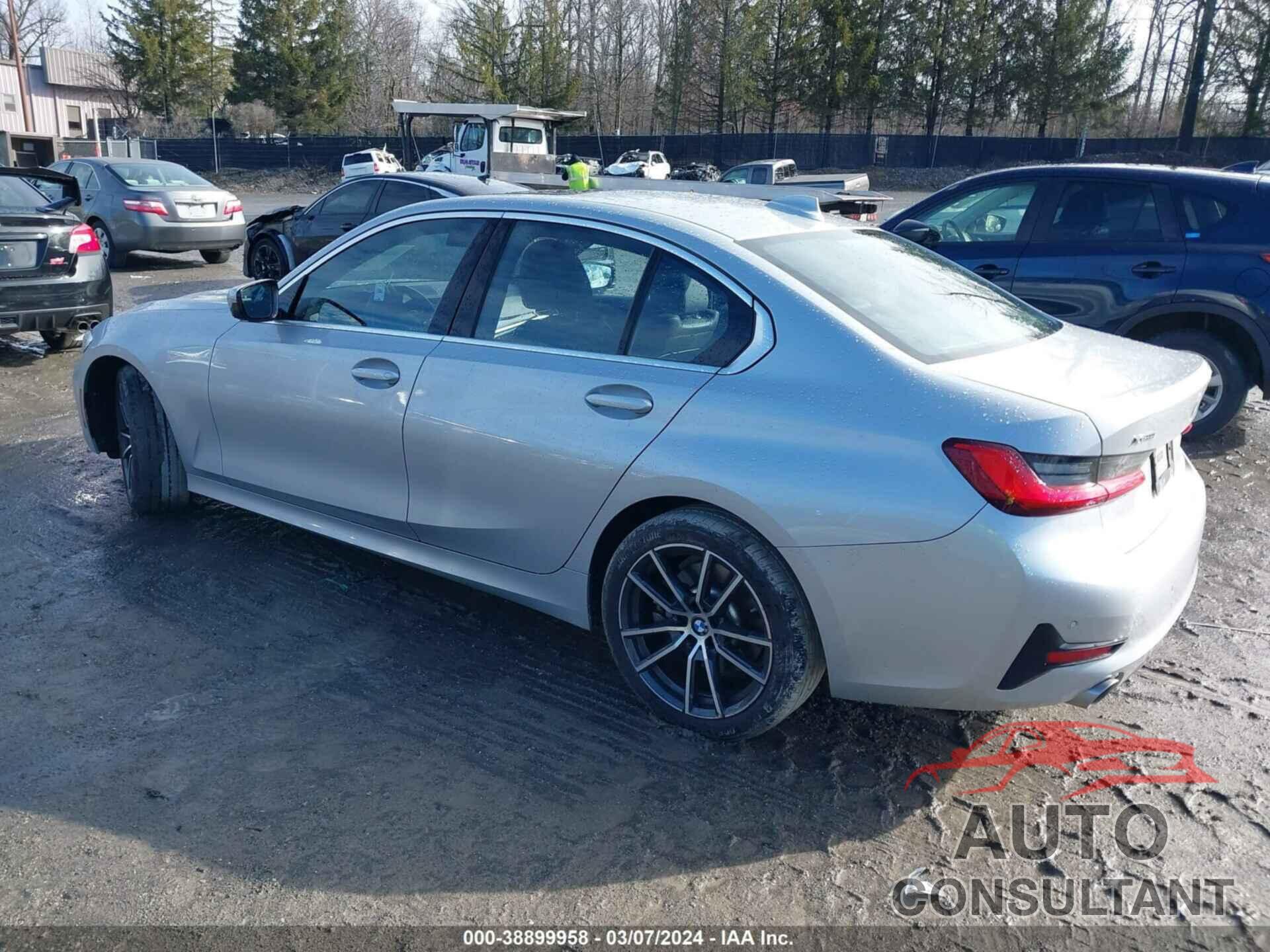 BMW 330XI 2019 - WBA5R7C57KFH11156