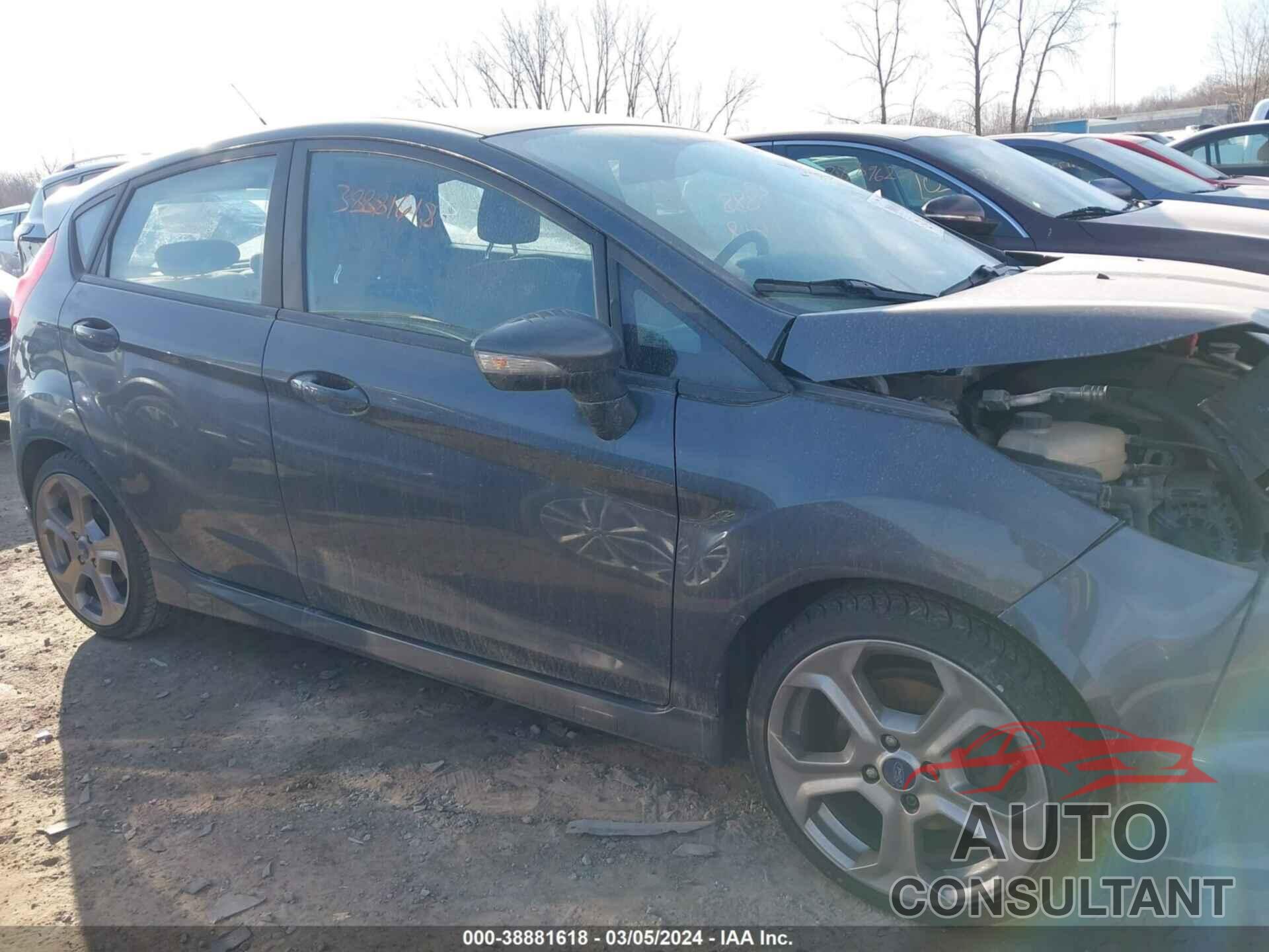 FORD FIESTA 2018 - 3FADP4GX5JM118525