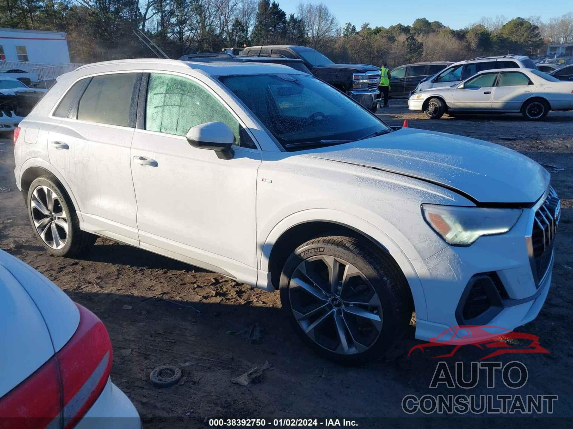 AUDI Q3 2020 - WA1EEDF36L1055657